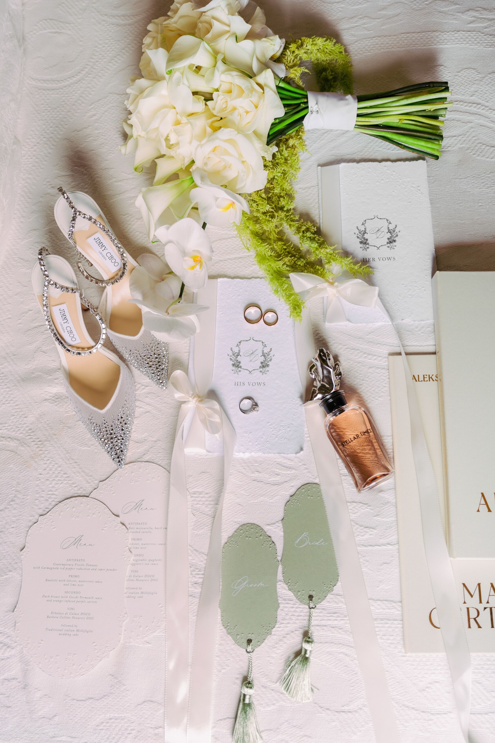 Matrimonio sul Lago Maggiore a Villa Muggia Dettagli raffinati della stationery e degli accessori scelti per il matrimonio a Villa Muggia.